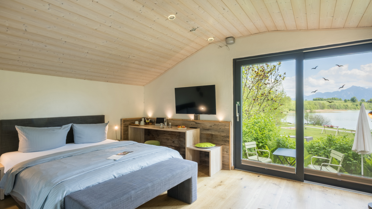 Eco Lodge