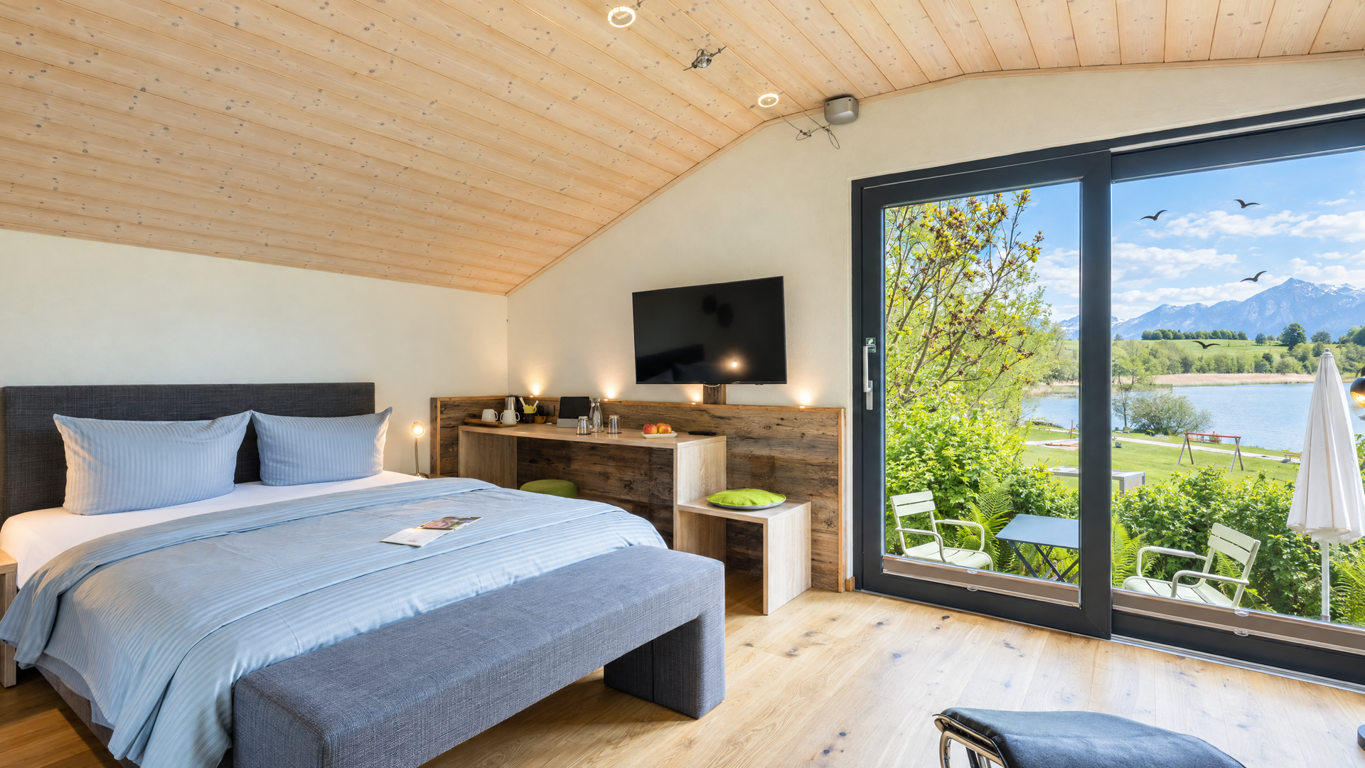 Eco Lodge